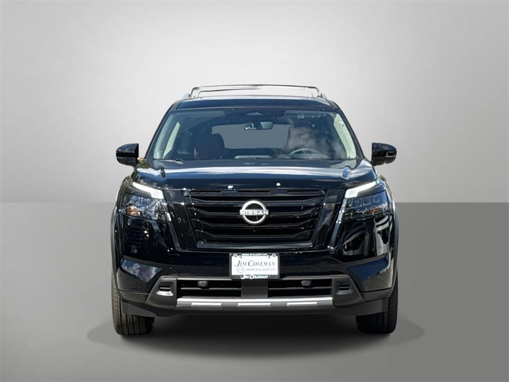 new 2025 Nissan Pathfinder car, priced at $49,734