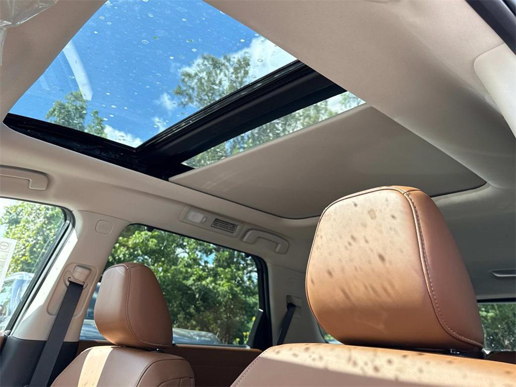 new 2025 Nissan Pathfinder car, priced at $49,734