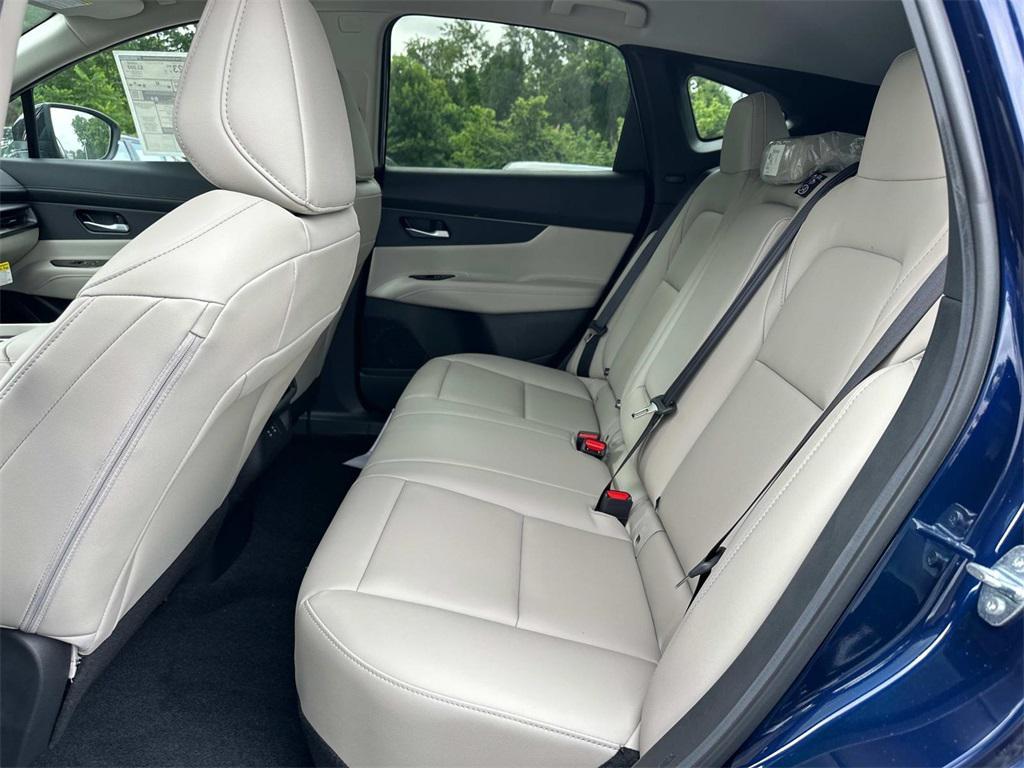 new 2025 Nissan Murano car, priced at $43,715