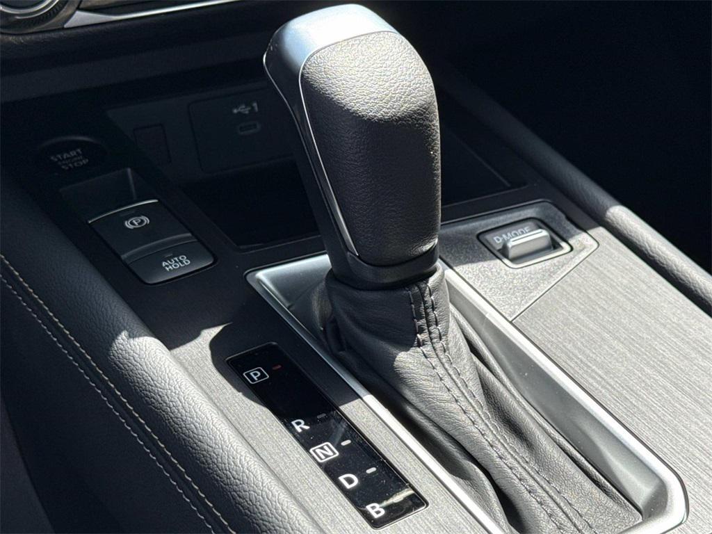 new 2025 Nissan Kicks car, priced at $26,493