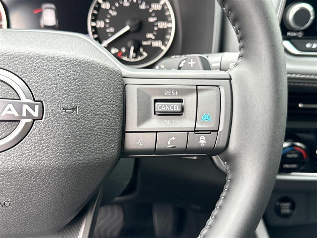 new 2025 Nissan Rogue car, priced at $33,279