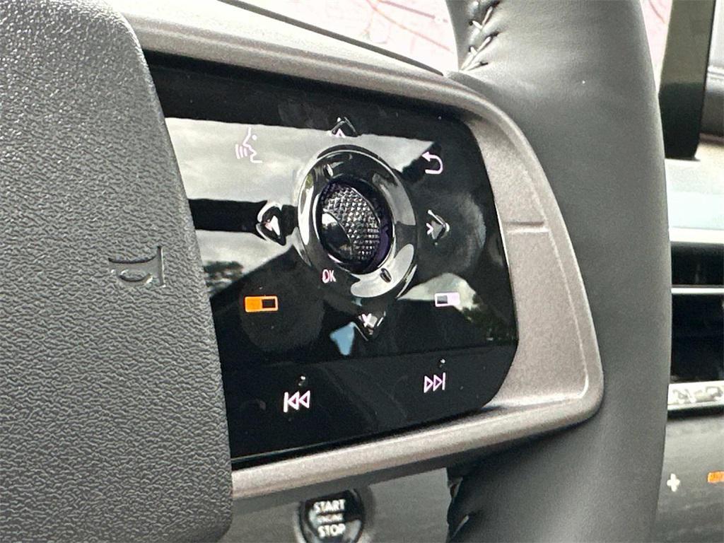new 2025 Nissan Murano car, priced at $45,304
