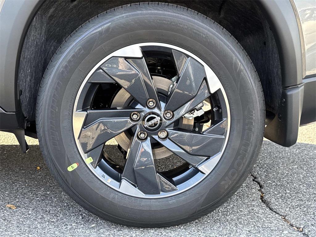 new 2026 Nissan Rogue car, priced at $32,665
