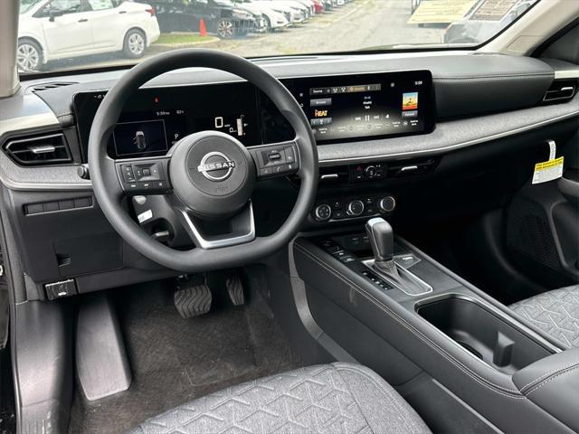 new 2025 Nissan Kicks car, priced at $25,055