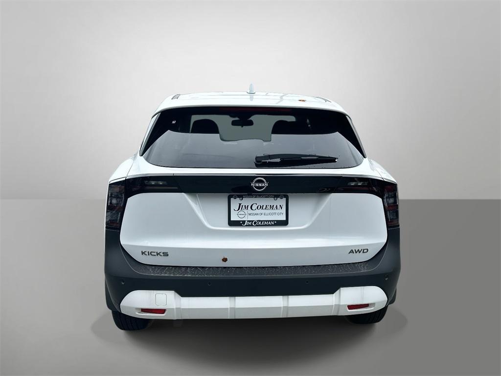 new 2025 Nissan Kicks car, priced at $23,555