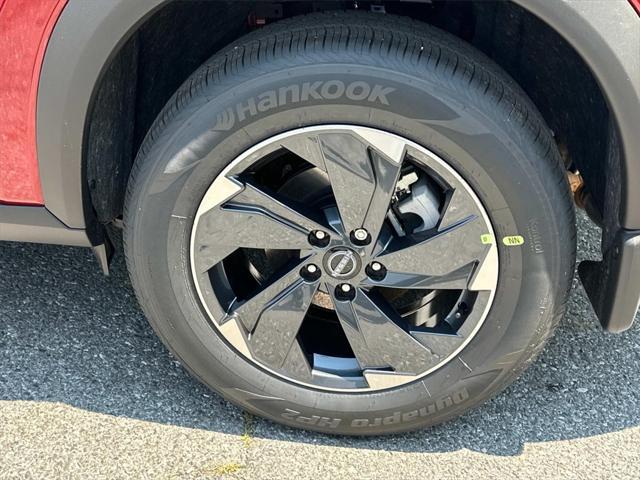 new 2025 Nissan Rogue car, priced at $33,029