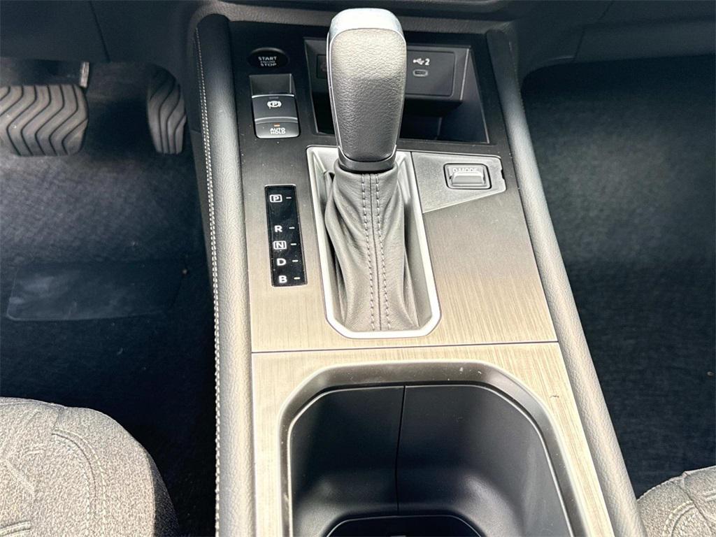 new 2025 Nissan Kicks car, priced at $26,650