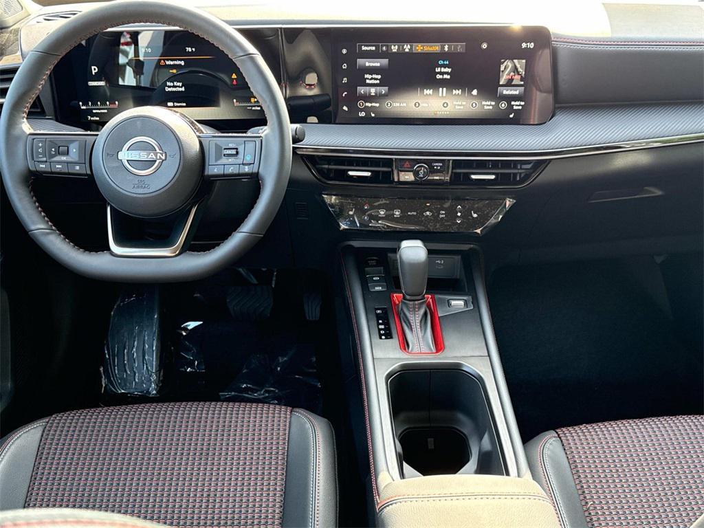 new 2025 Nissan Kicks car, priced at $29,737
