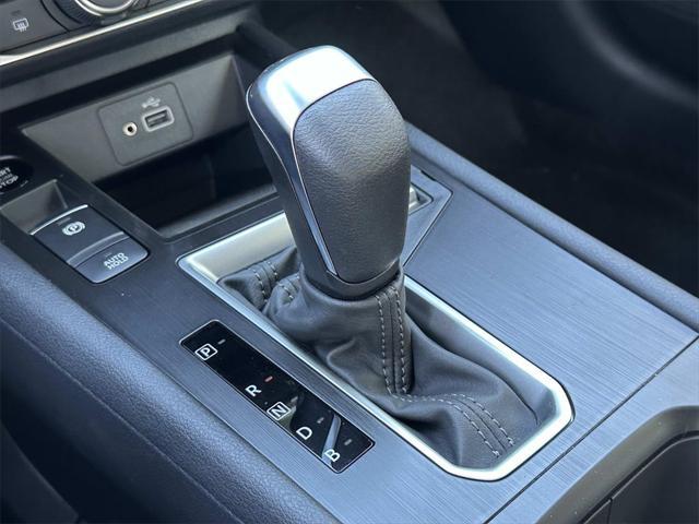 new 2025 Nissan Kicks car, priced at $23,854