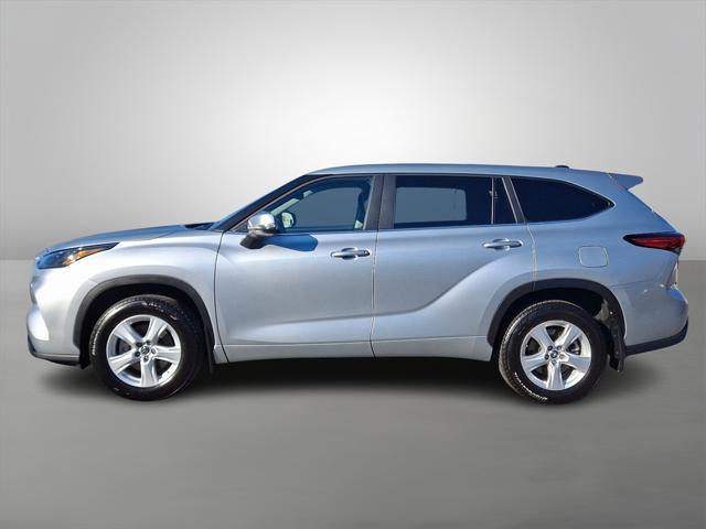 used 2023 Toyota Highlander Hybrid car, priced at $38,900