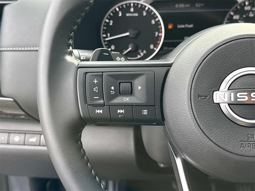 new 2025 Nissan Pathfinder car, priced at $43,775