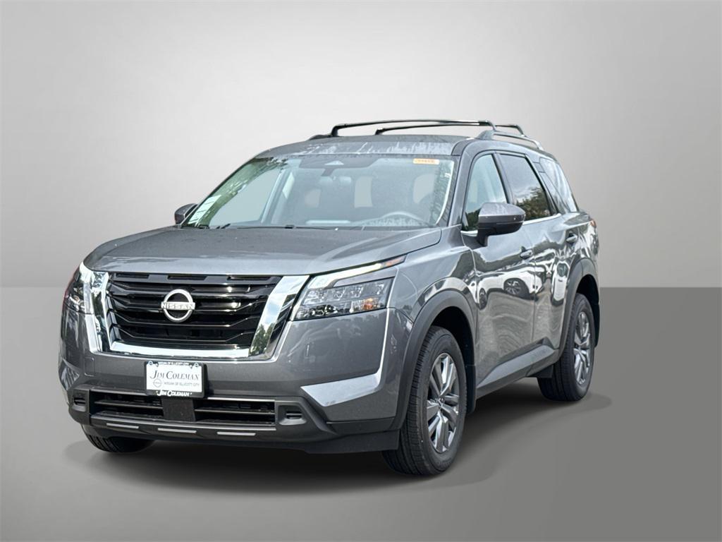 new 2025 Nissan Pathfinder car, priced at $43,775