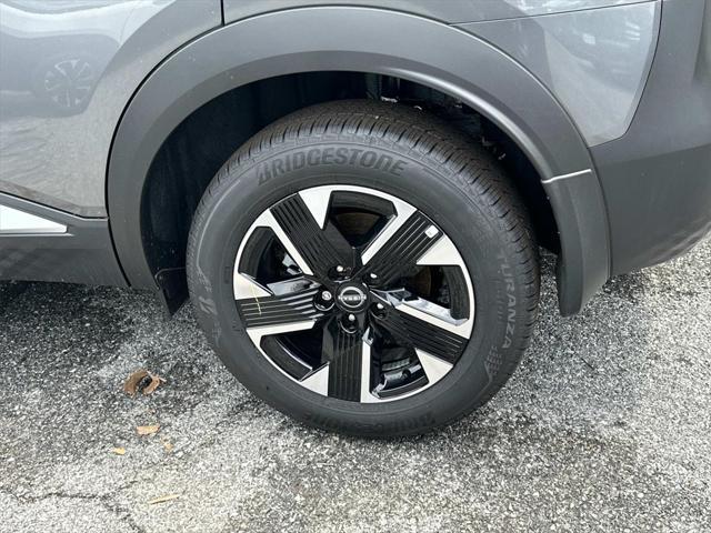 new 2025 Nissan Kicks car, priced at $25,055