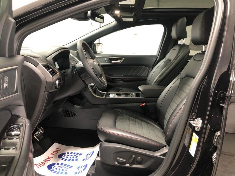 new 2024 Ford Edge car, priced at $45,186