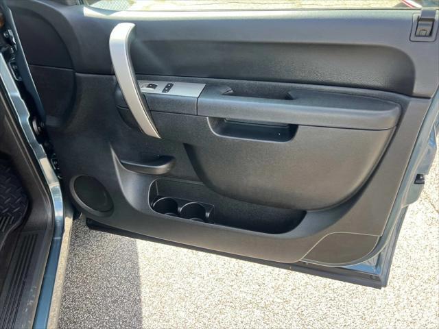 used 2010 Chevrolet Silverado 1500 car, priced at $15,990
