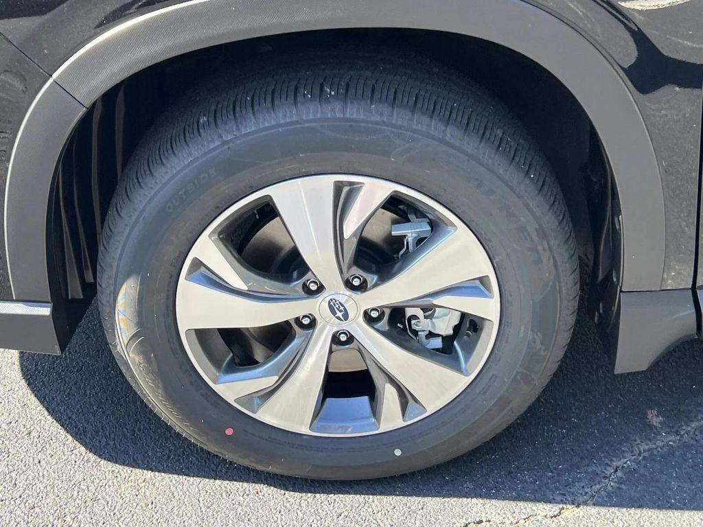 new 2025 Subaru Ascent car, priced at $42,558