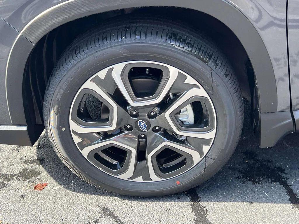 new 2025 Subaru Ascent car, priced at $53,728