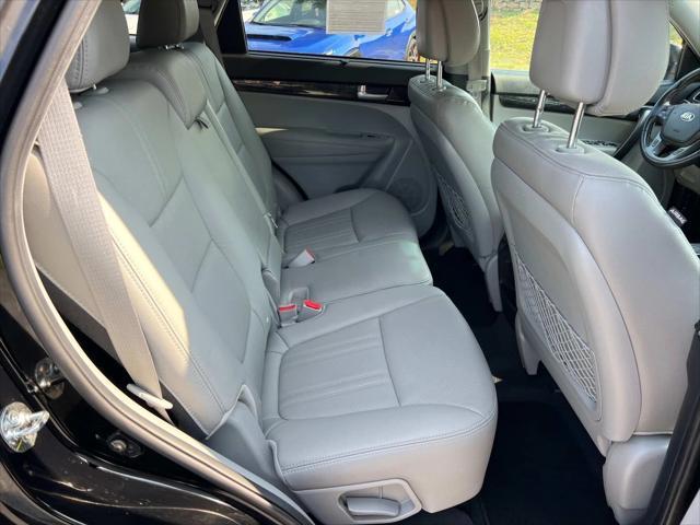 used 2014 Kia Sorento car, priced at $9,999