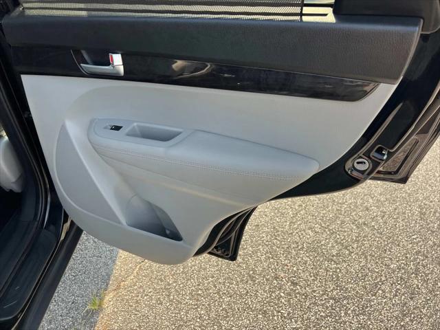 used 2014 Kia Sorento car, priced at $9,999