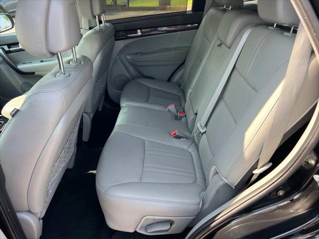 used 2014 Kia Sorento car, priced at $9,999