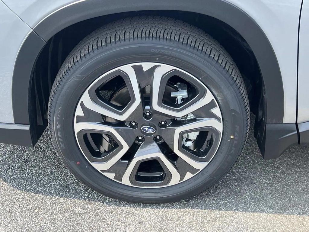 new 2025 Subaru Ascent car, priced at $50,319