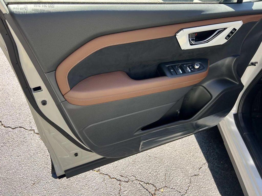 new 2025 Subaru Forester Hybrid car, priced at $46,001