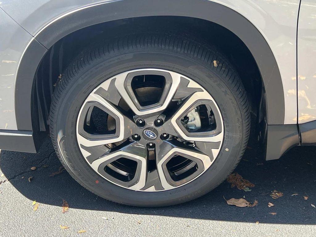 new 2025 Subaru Ascent car, priced at $53,728