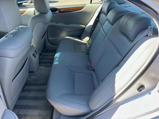 used 2005 Lexus ES 330 car, priced at $7,992