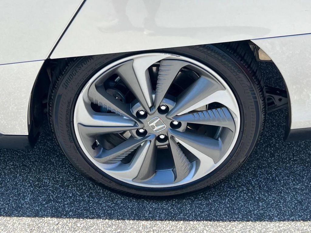 used 2018 Honda Clarity Plug-In Hybrid car, priced at $19,992