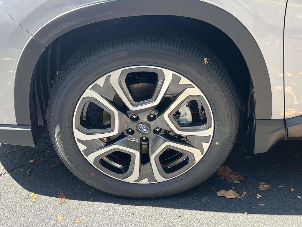 new 2025 Subaru Ascent car, priced at $53,728