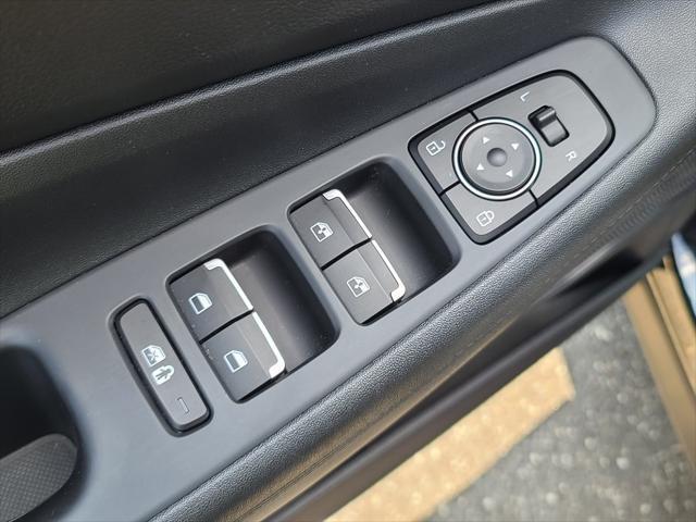 used 2022 Hyundai SANTA FE HEV car, priced at $25,290