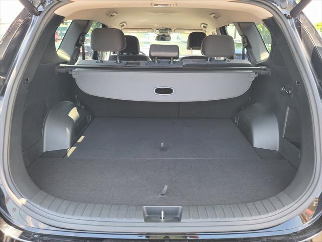 used 2022 Hyundai SANTA FE HEV car, priced at $25,290