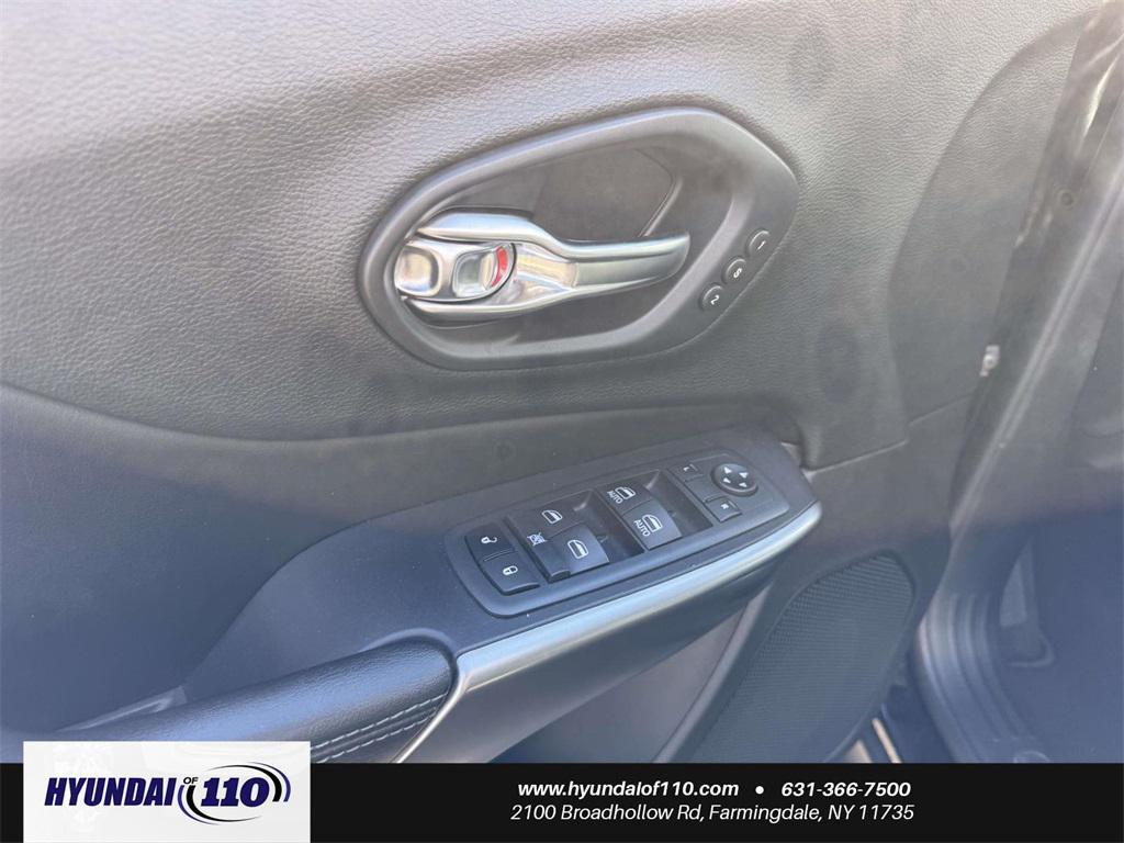 used 2020 Jeep Cherokee car, priced at $17,845