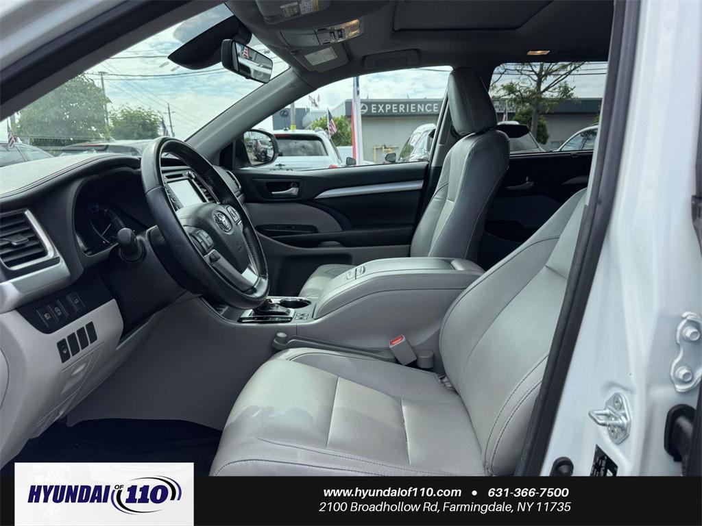 used 2017 Toyota Highlander car, priced at $20,495