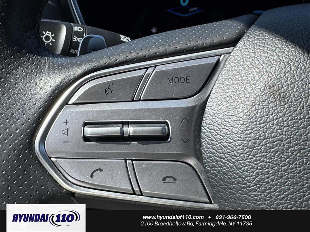 used 2022 Hyundai Santa Fe car, priced at $25,595