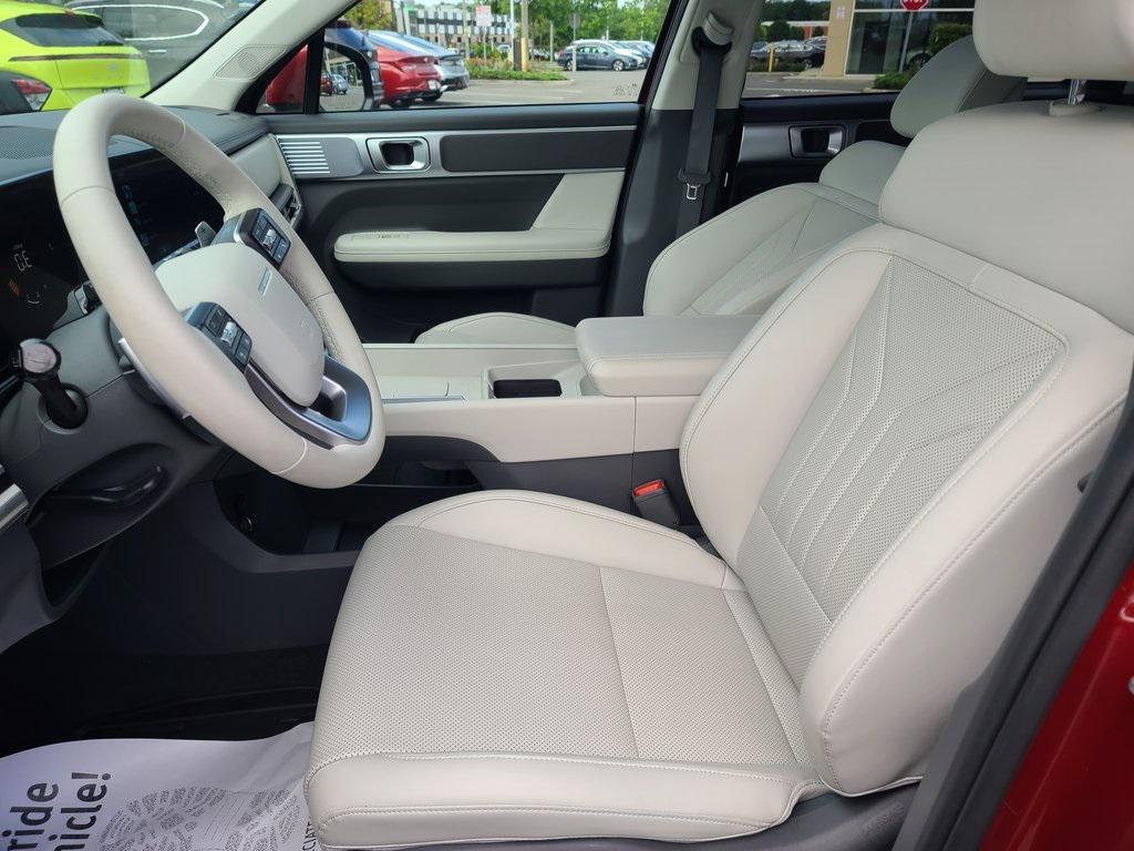 used 2025 Hyundai Santa Fe car, priced at $34,459