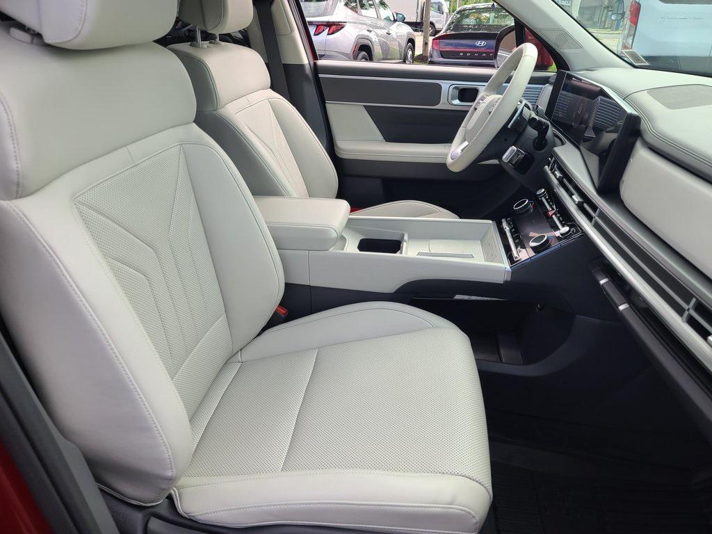 used 2025 Hyundai Santa Fe car, priced at $34,459