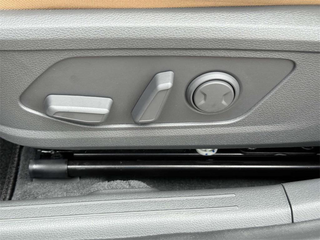 used 2024 Hyundai Sonata Hybrid car, priced at $26,495