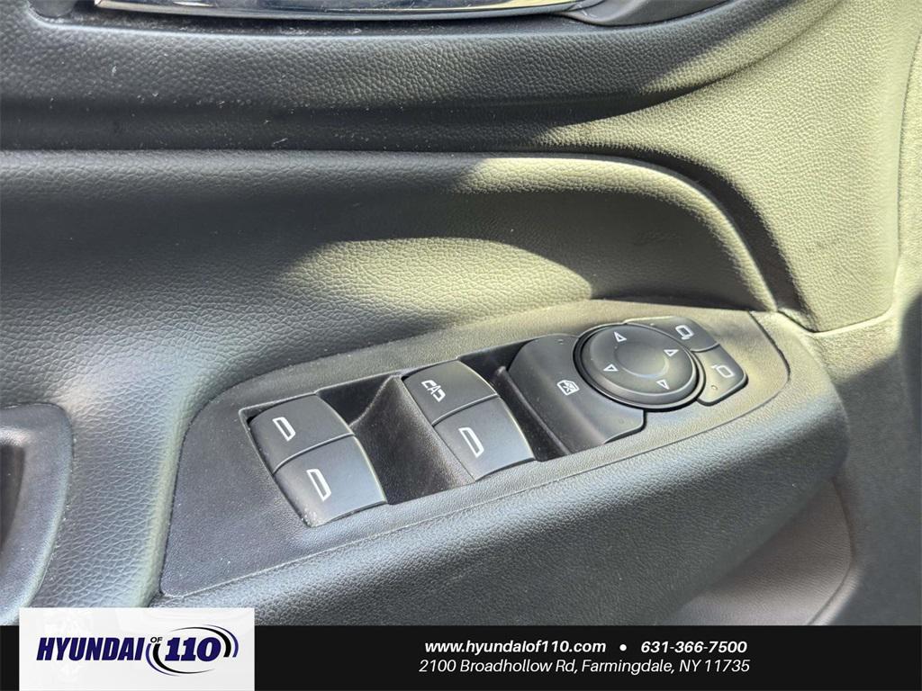 used 2019 Chevrolet Equinox car, priced at $12,995