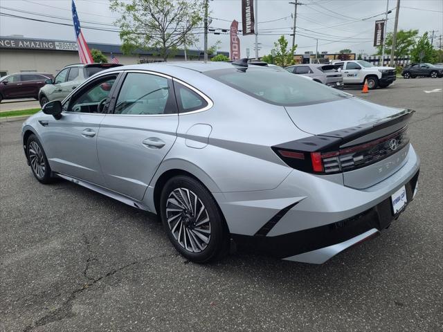 used 2024 Hyundai Sonata Hybrid car, priced at $23,995