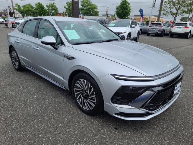 used 2024 Hyundai Sonata Hybrid car, priced at $23,995