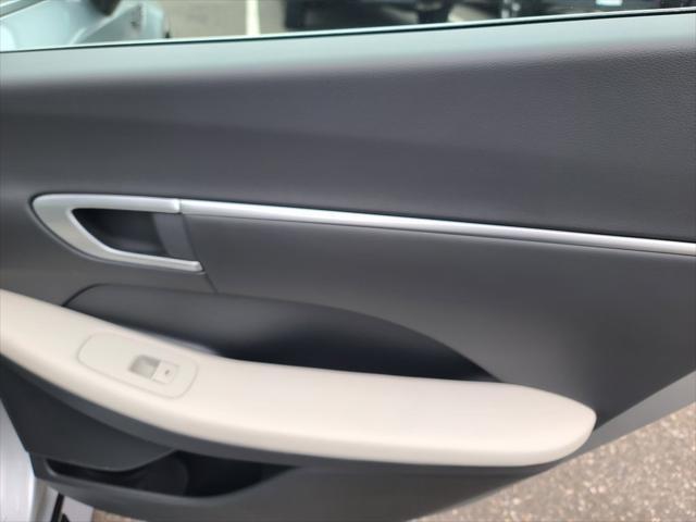 used 2024 Hyundai Sonata Hybrid car, priced at $23,995
