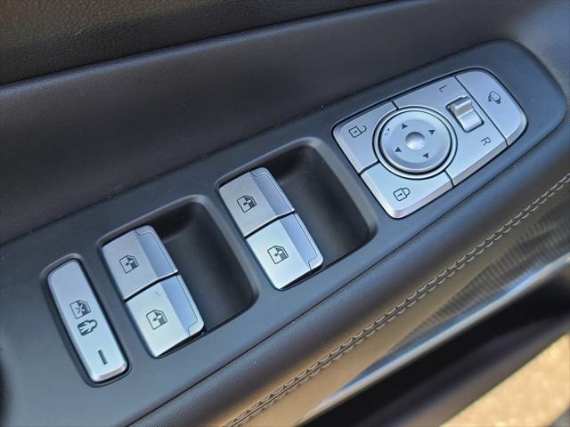 used 2022 Hyundai Santa Fe car, priced at $29,895