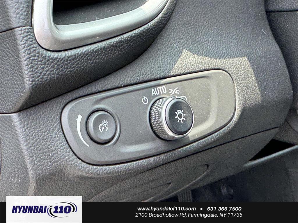 used 2022 Chevrolet Trax car, priced at $16,595