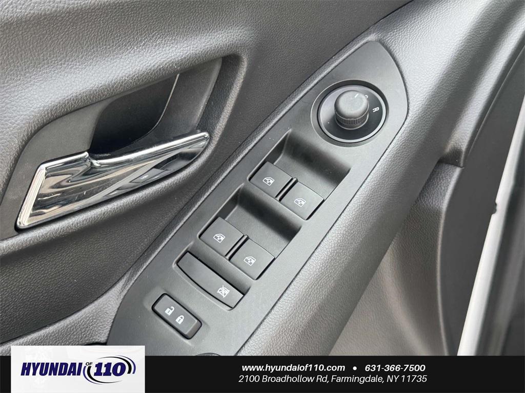 used 2022 Chevrolet Trax car, priced at $16,595