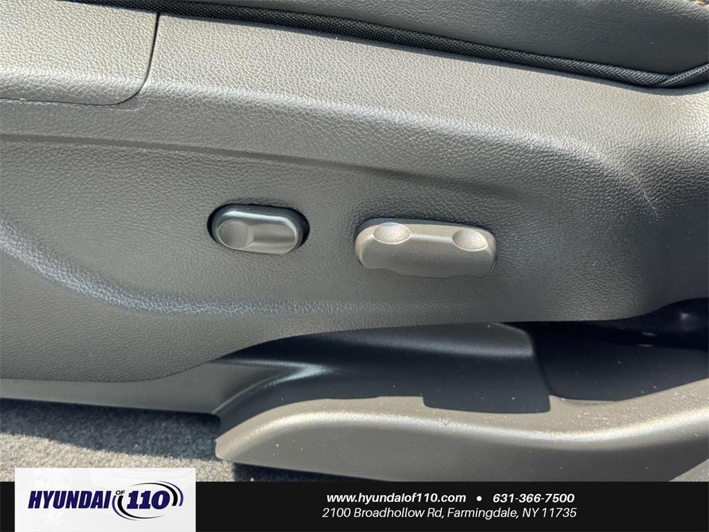 used 2022 Chevrolet Trax car, priced at $16,595