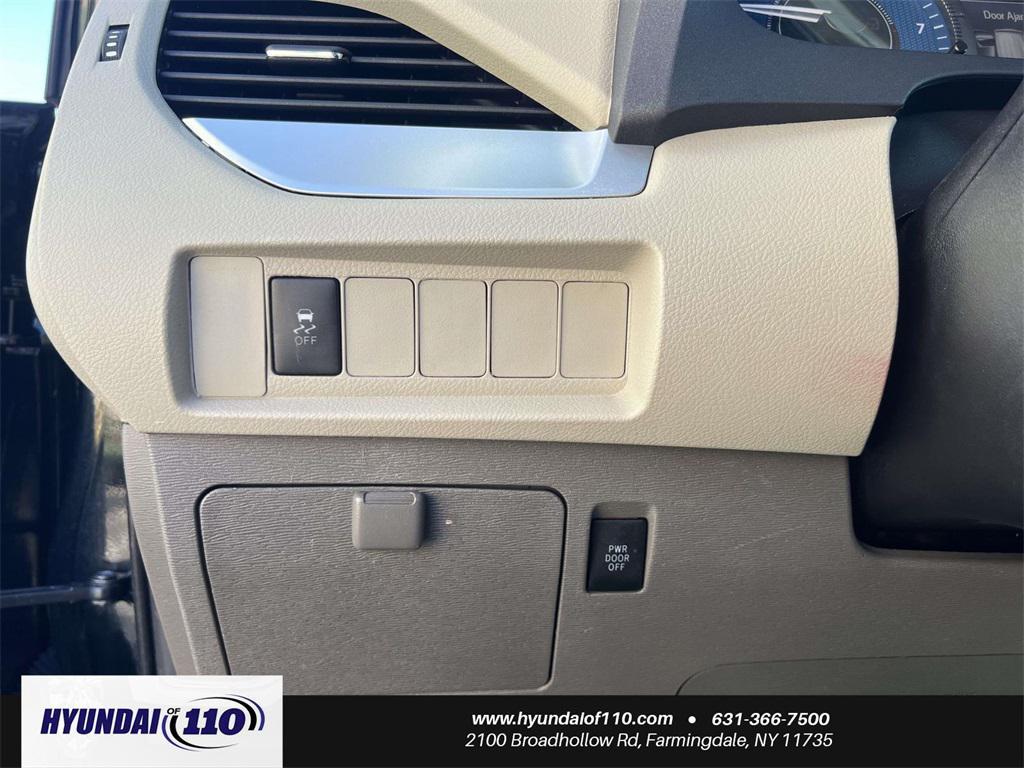 used 2020 Toyota Sienna car, priced at $25,995