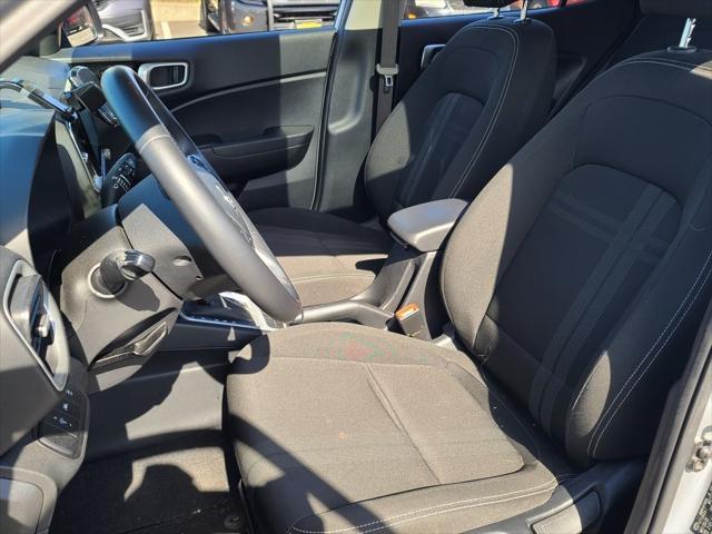 used 2022 Hyundai Venue car, priced at $16,495
