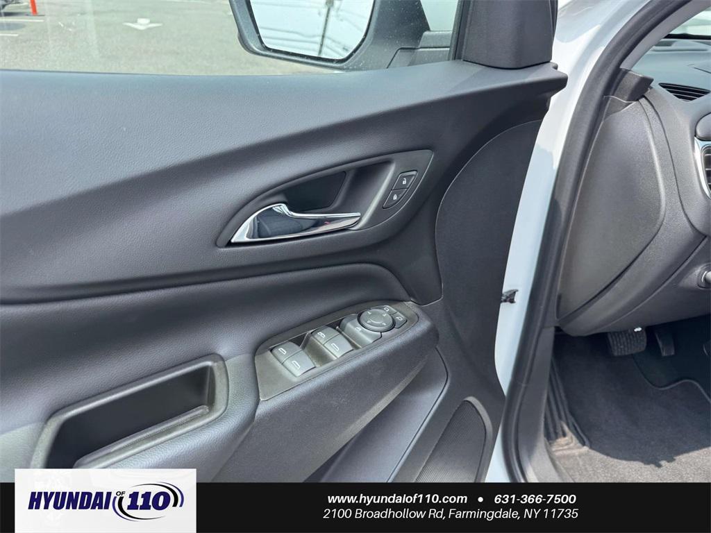 used 2023 Chevrolet Equinox car, priced at $19,995