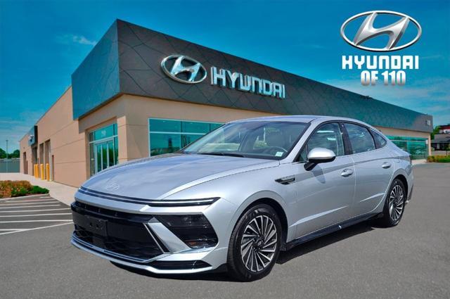 used 2024 Hyundai Sonata Hybrid car, priced at $24,495